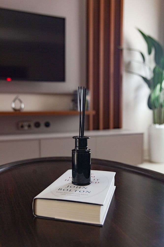 PHOENIX APARTMENTS ABUJA Executive Apartment, 2 Bedrooms 8