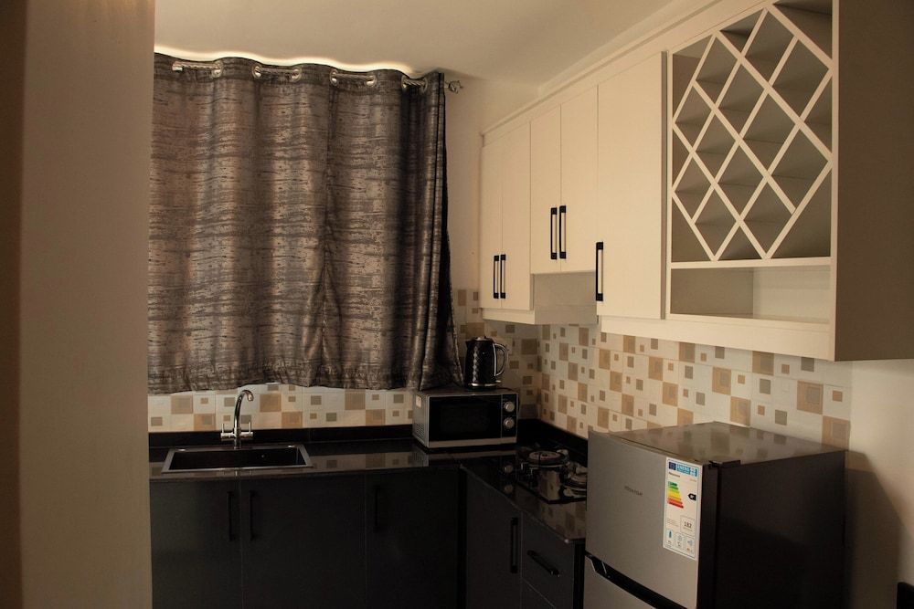 Reflection hotel Business Room 17