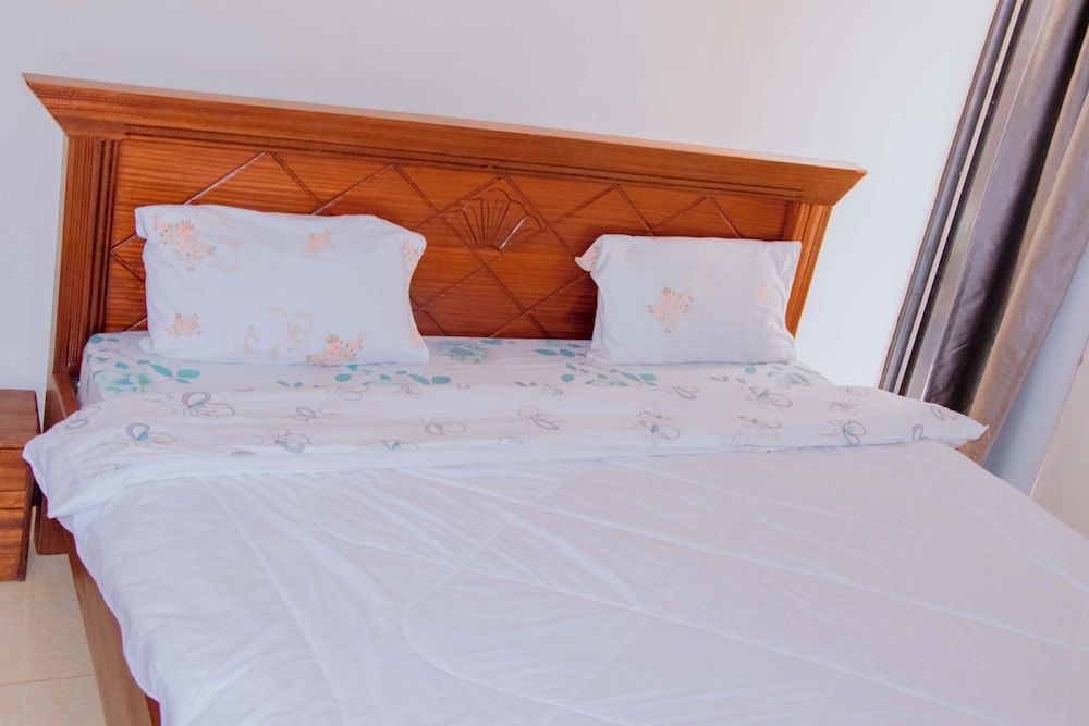 Reflection hotel Business Room 5