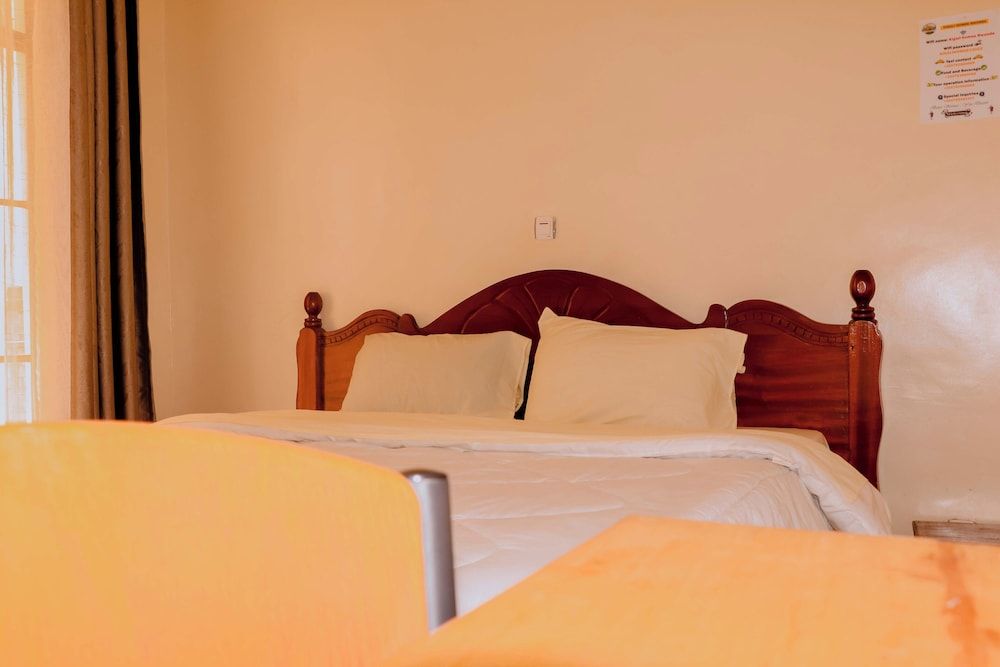 Reflection hotel Business Room 7