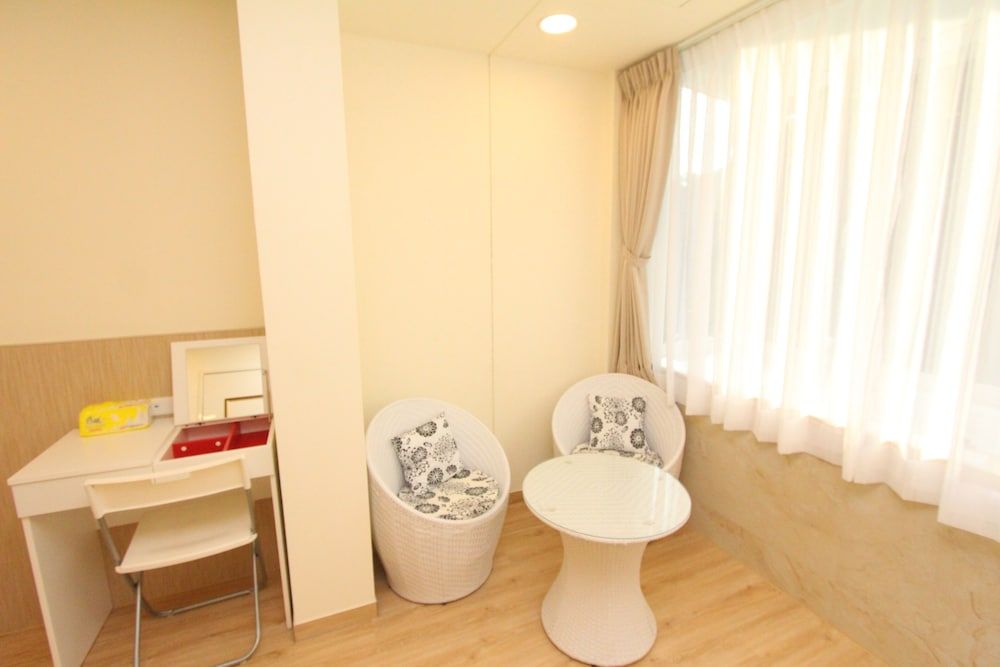 Ruifang Go Design Quadruple Room 14