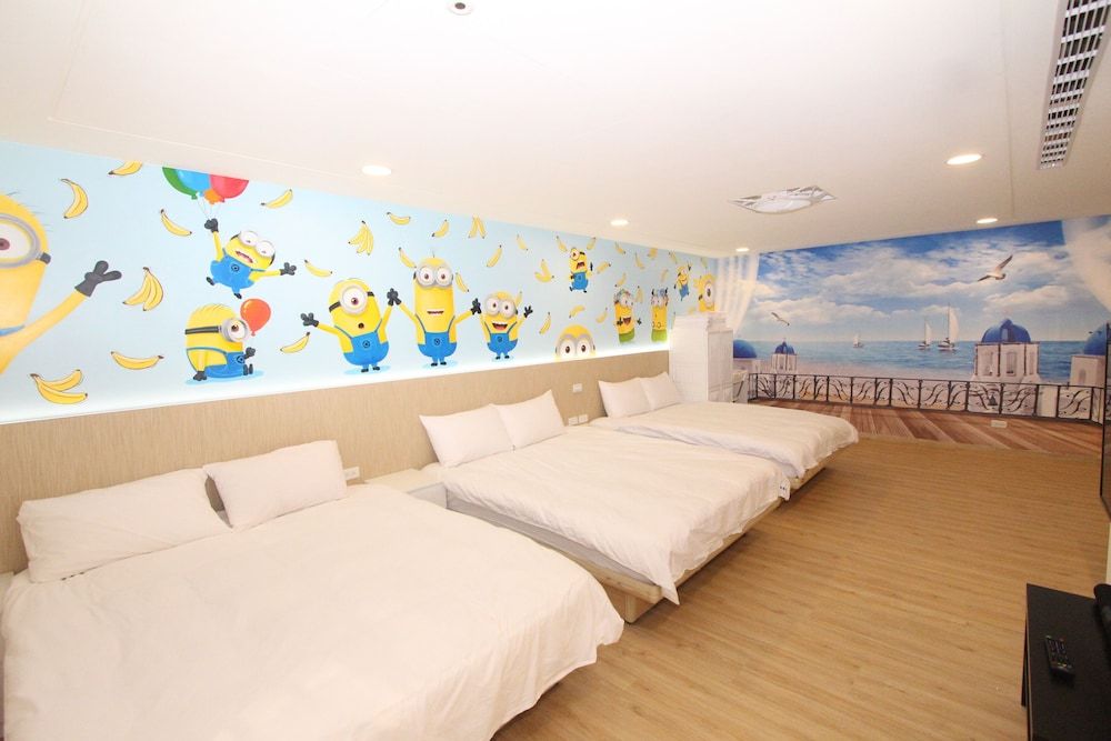 Ruifang Go Family Room 8