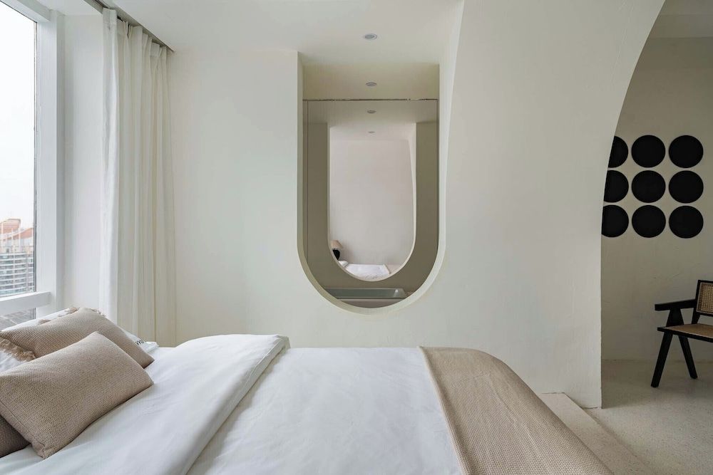 GUYU HOTEL Standard Double Room, City View 11