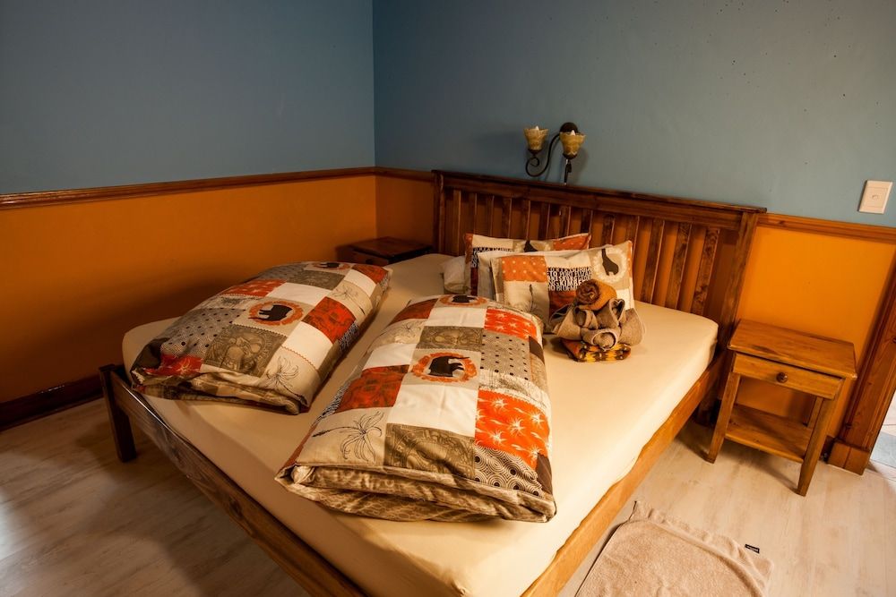 Sandcastle Apartments cc Apartment, 1 Bedroom (Elephant) 3