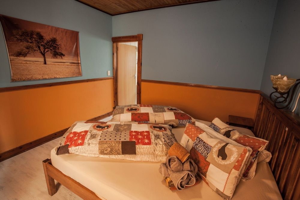 Sandcastle Apartments cc Apartment, 1 Bedroom (Elephant) 2