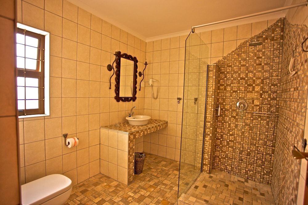 Sandcastle Apartments cc Apartment, 1 Bedroom (Lion) 6