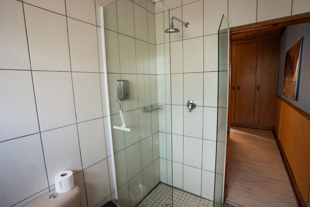 Sandcastle Apartments cc Apartment, 1 Bedroom (Elephant) 8