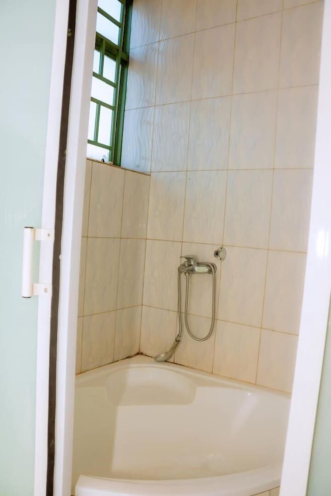 ANASTERA SKY VILLA Deluxe Double Room, City View 9