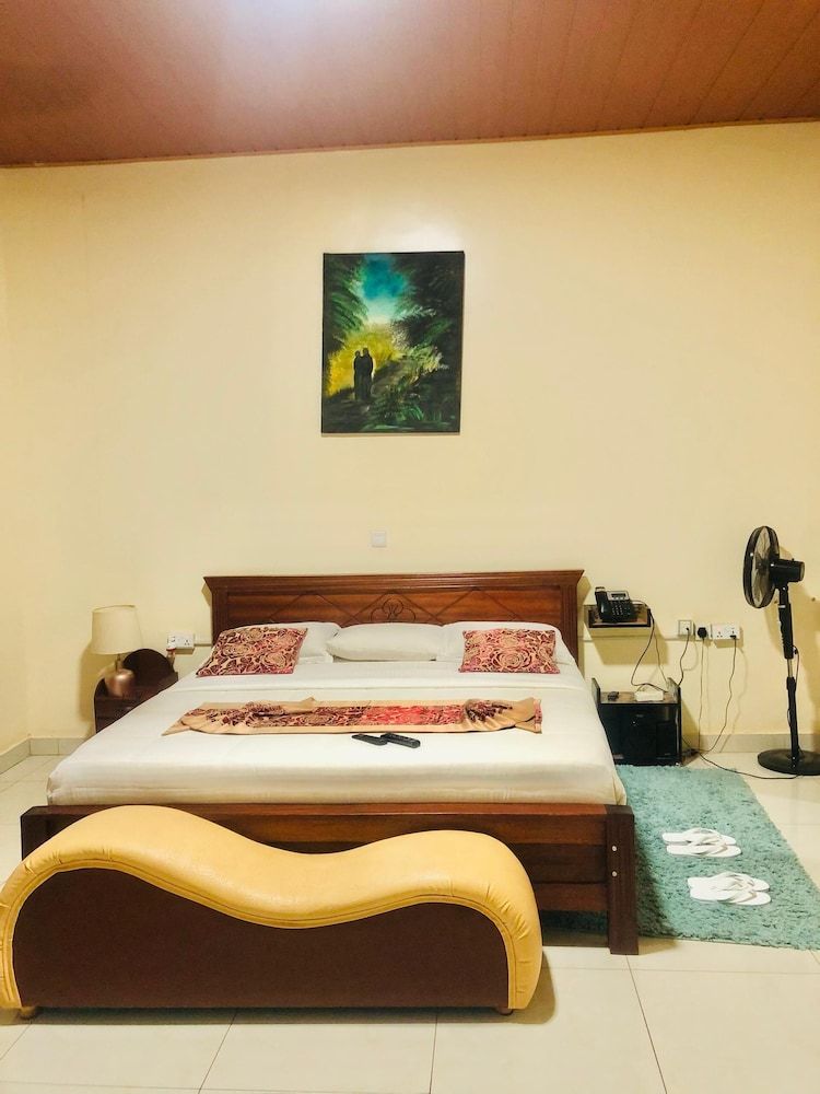 Amariah Villa Economy Double Room Single Use, Balcony, Canal View