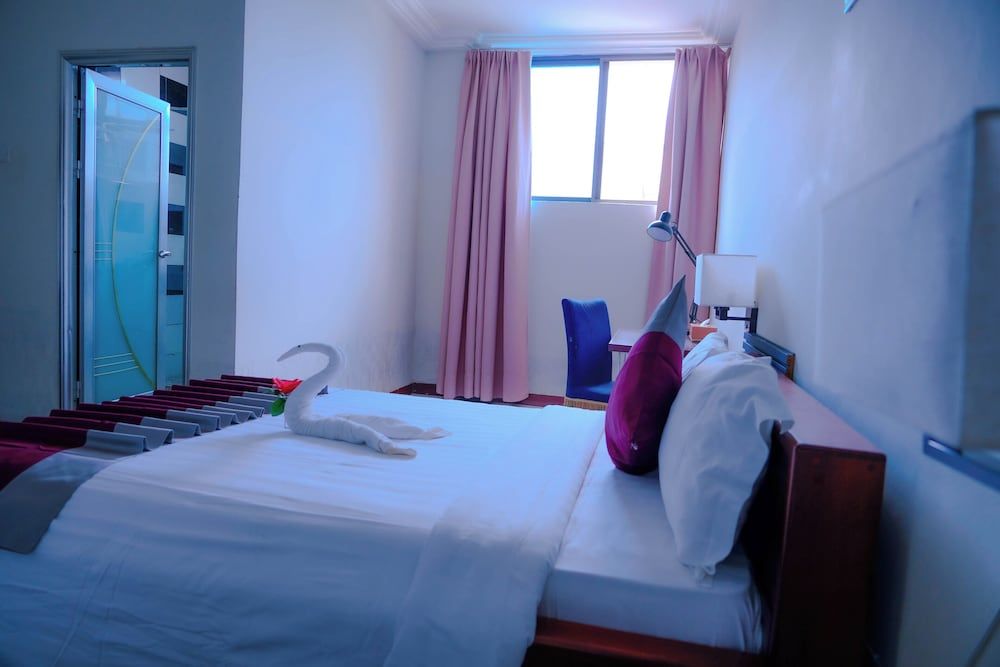 Tyco City Hotel Standard Room 6