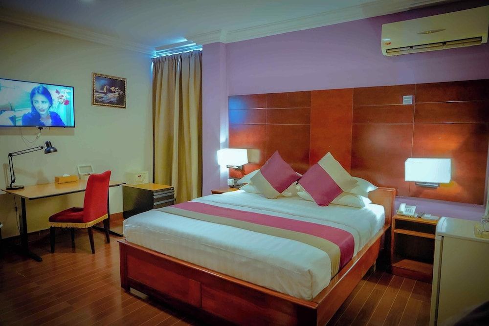 Tyco City Hotel Luxury Double Room 3