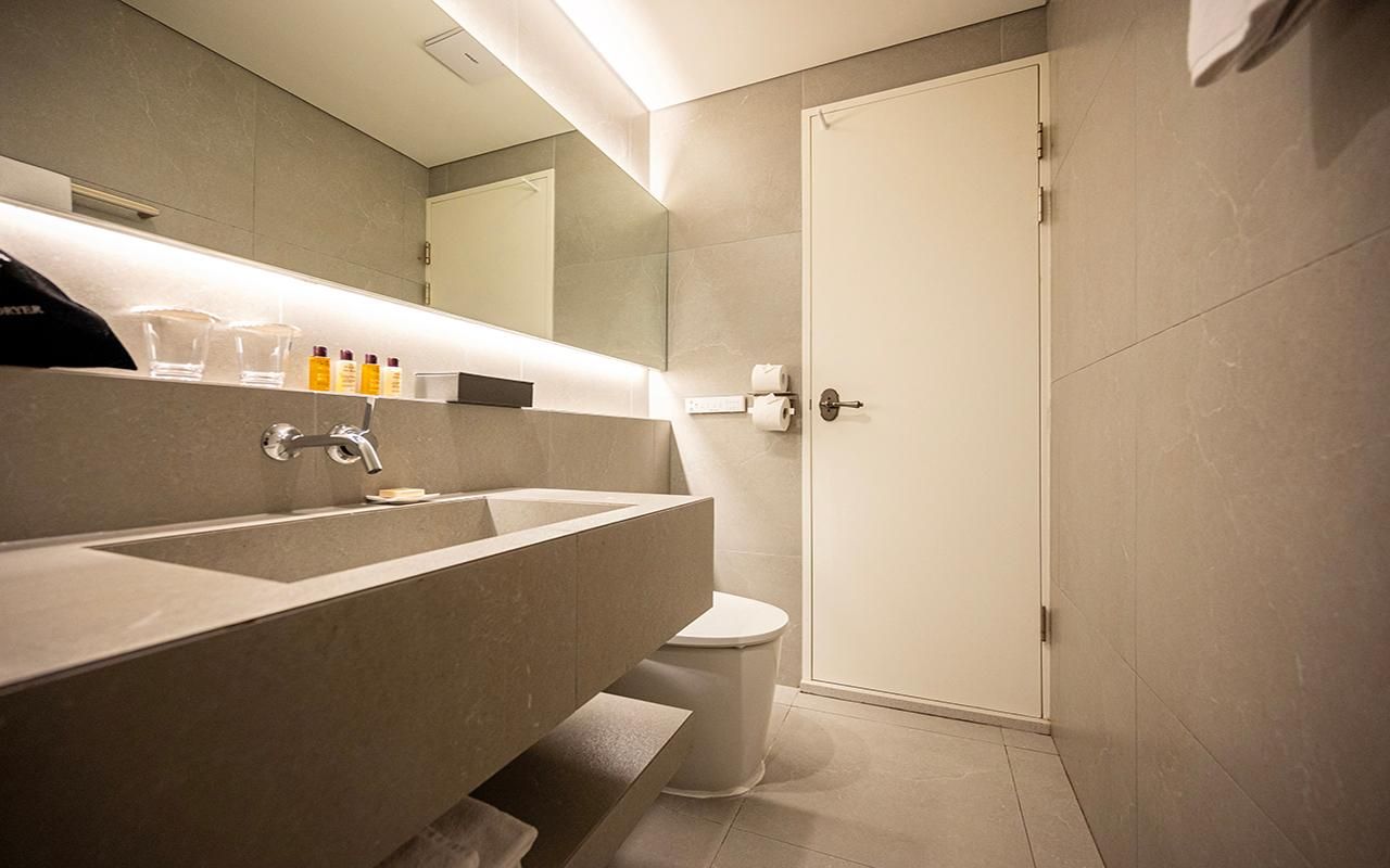 Junior Suite Family(Dalalacance PKGBlanket+Breakfast+Coffee Coupon+White Wine+Bedding 1SET)