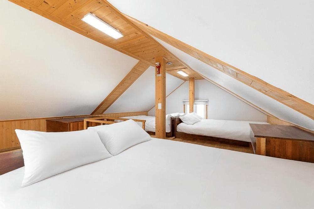 Yeosu Geumpa Pension Family Room