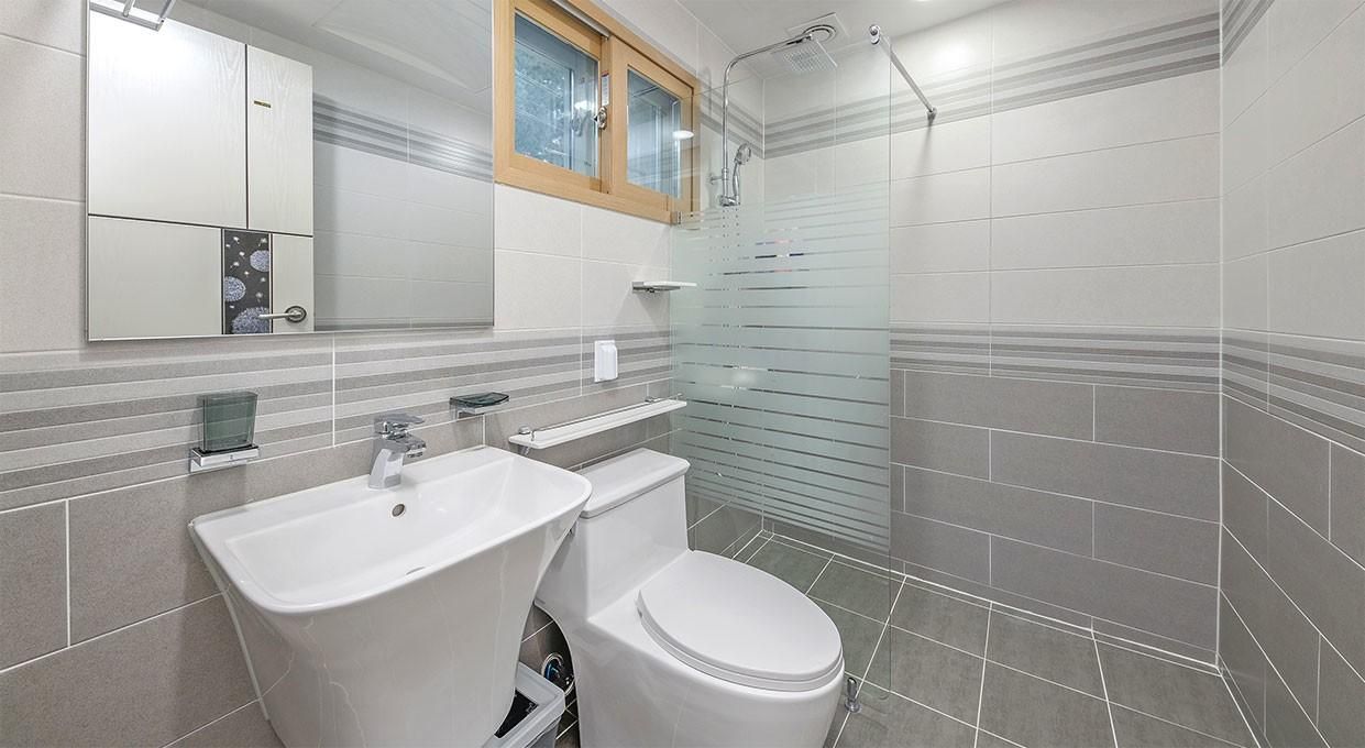 Dubai Pension Room 101 / Half Ocean View 3