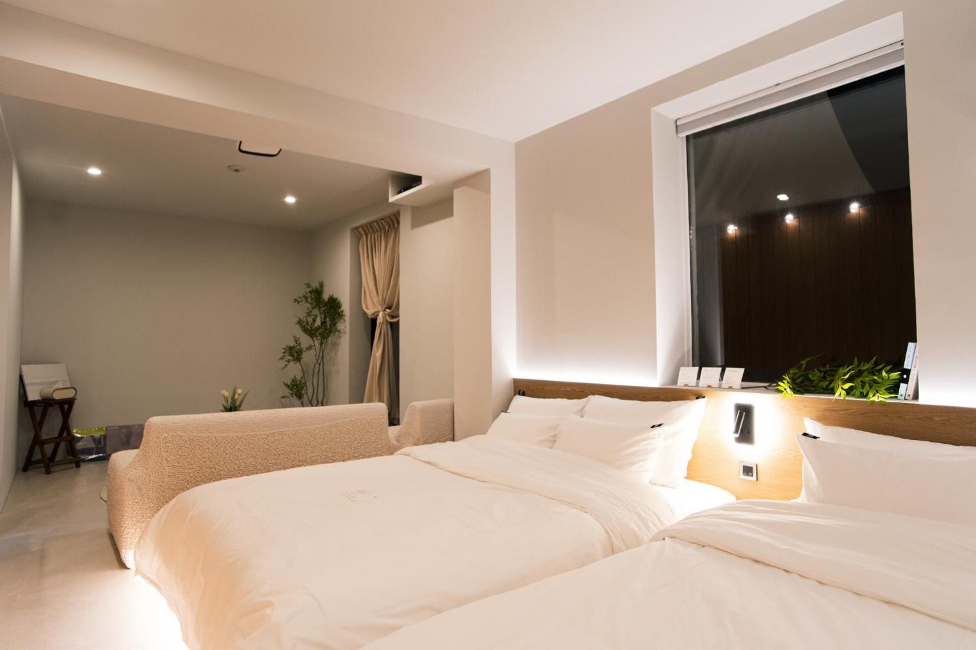 Standard suite family balcony