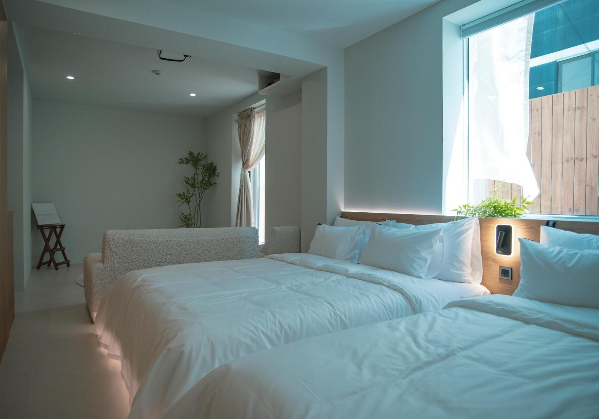 Standard suite family balcony