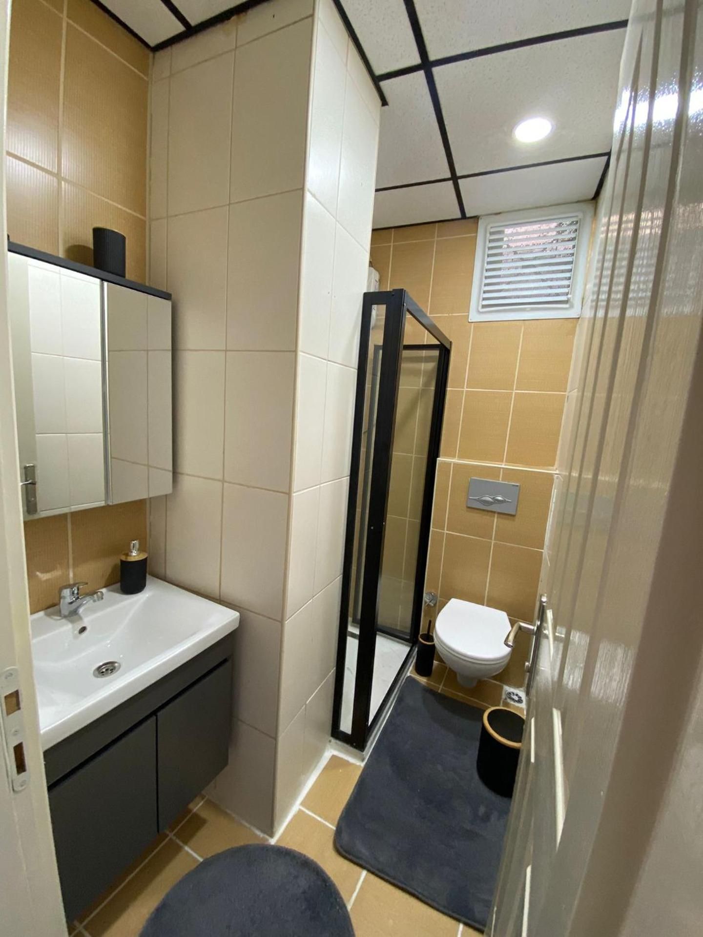 Bono Apartments Kadıkoy Double Room with Balcony 2