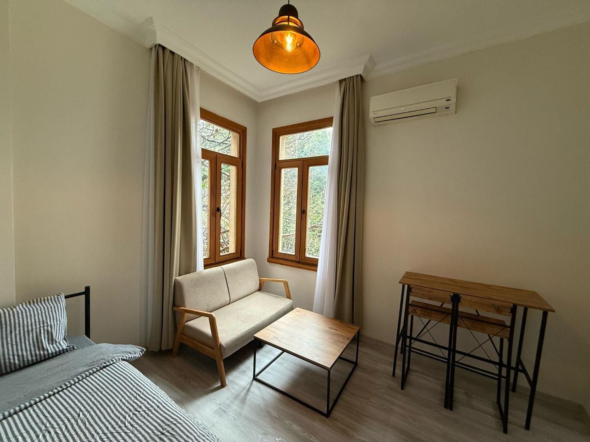 Bono Apartments Kadıkoy Queen Room with Garden View 3
