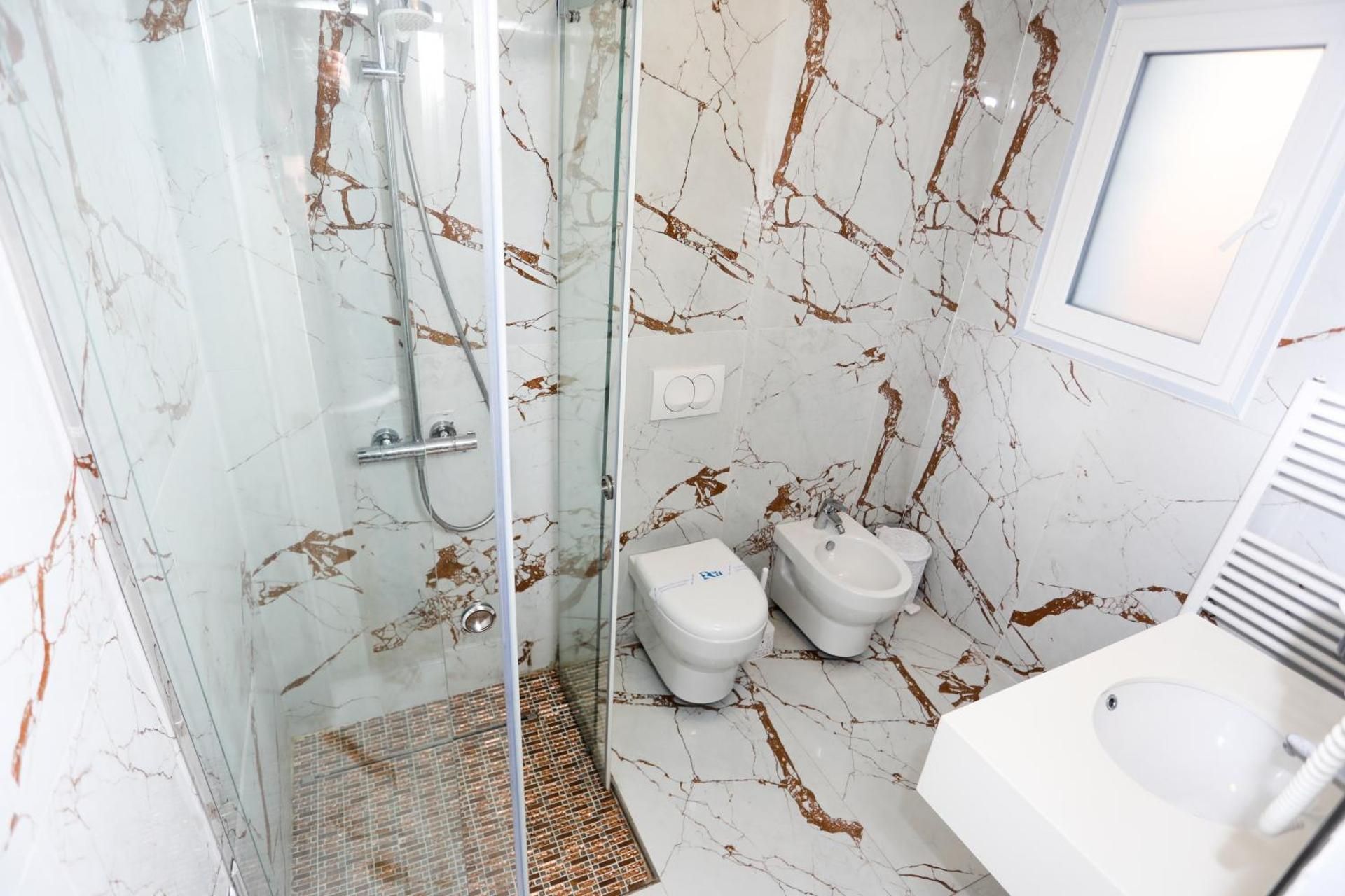 Hotel Empire Albania Triple Room with Balcony 5