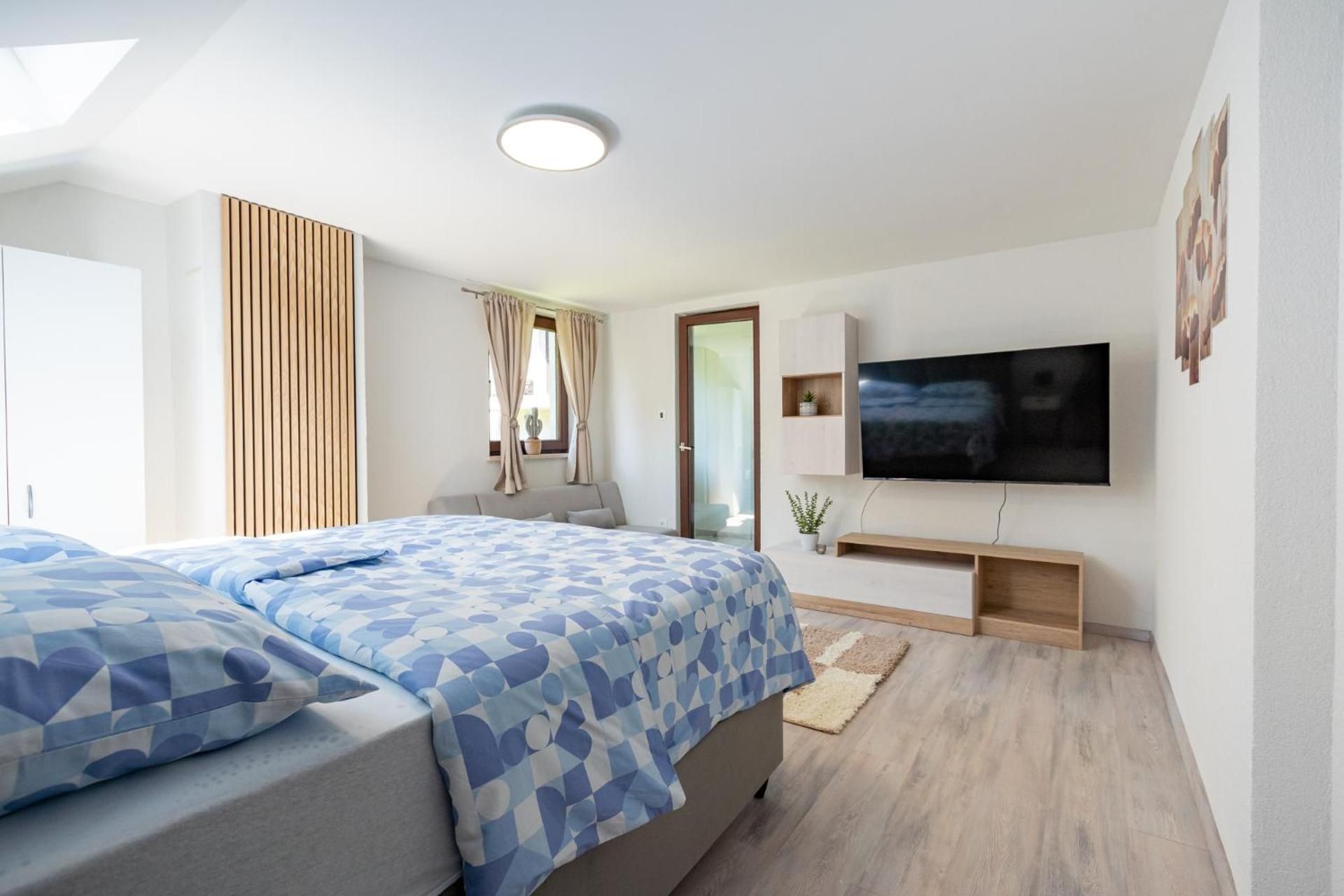 Apartments Lian One-Bedroom Apartment with Balcony