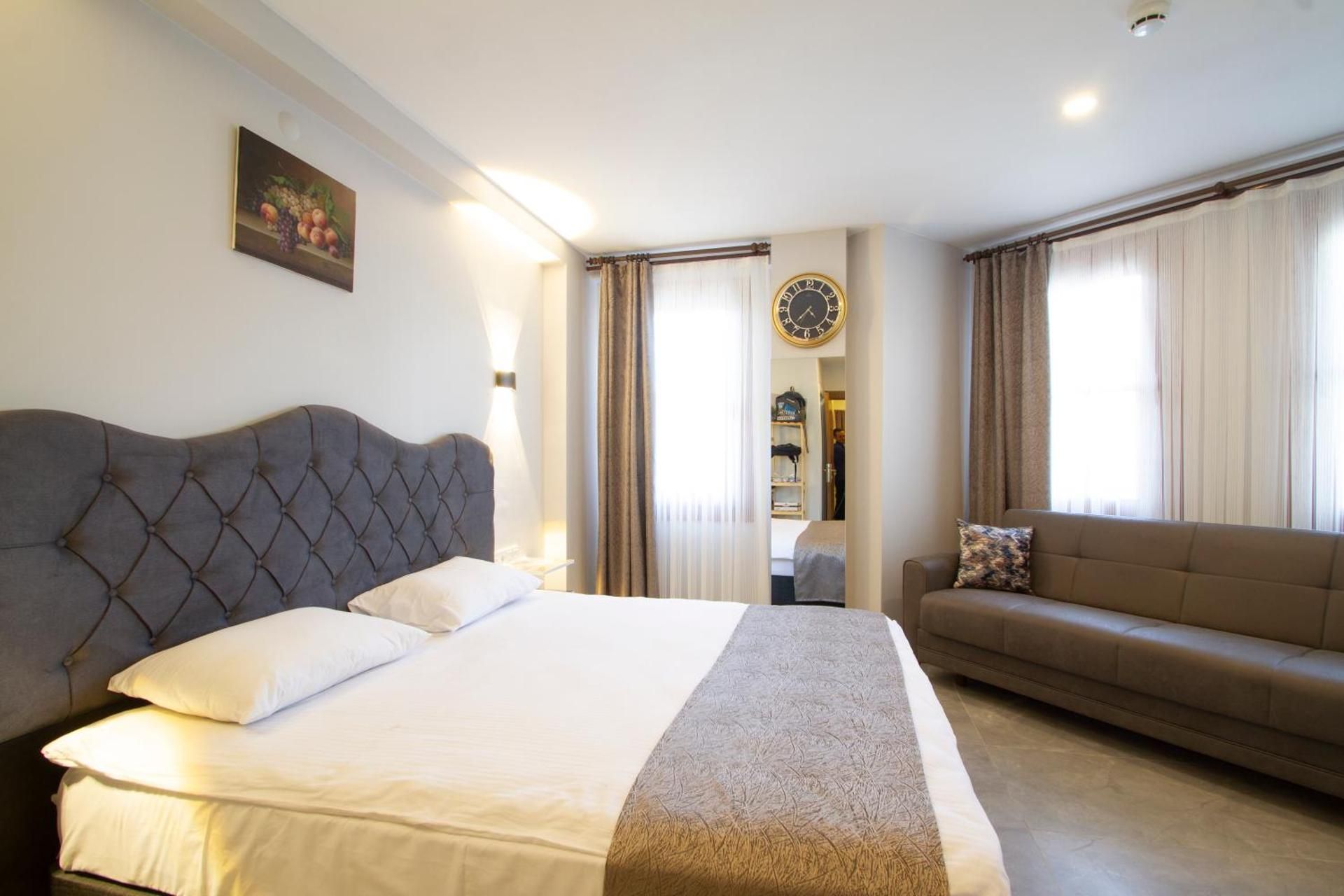 Turna Hotel Superior Triple Room