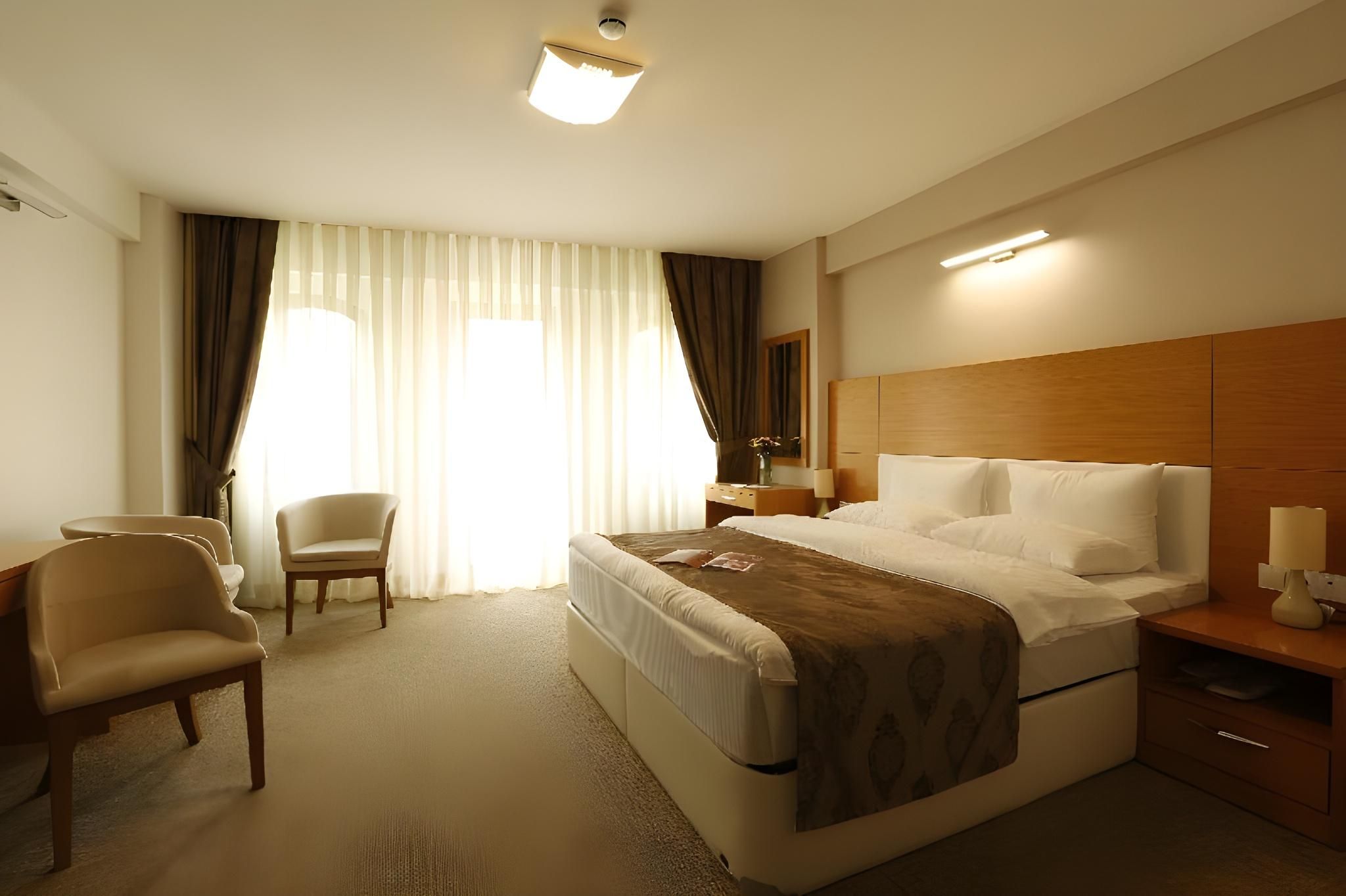 Suite with City View