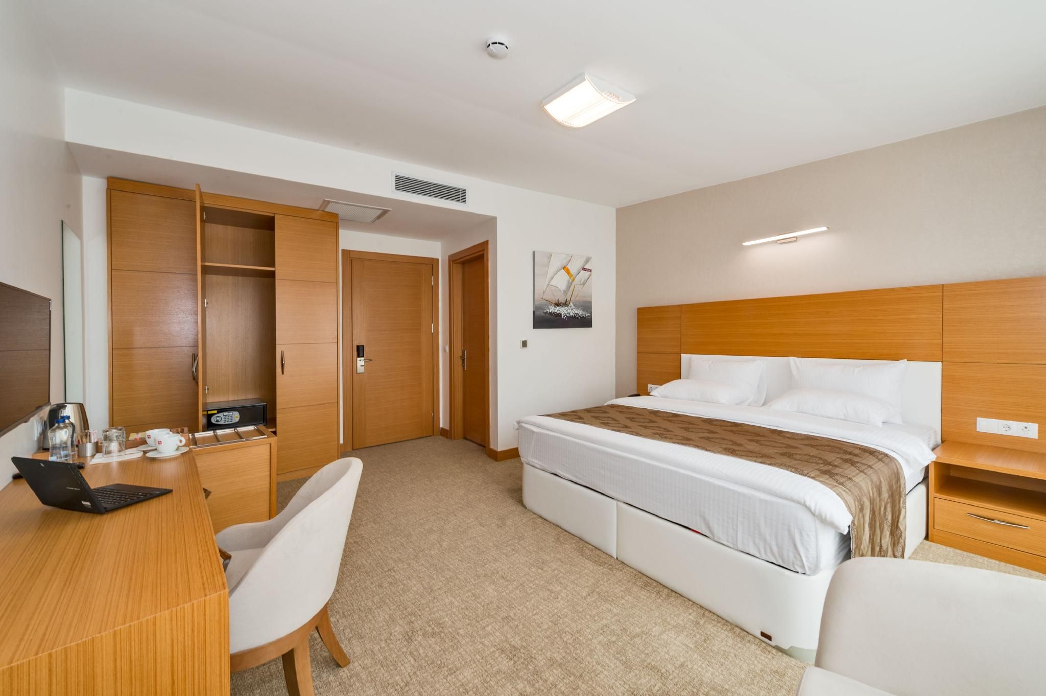 MIEN w SUITES  Junior Suite