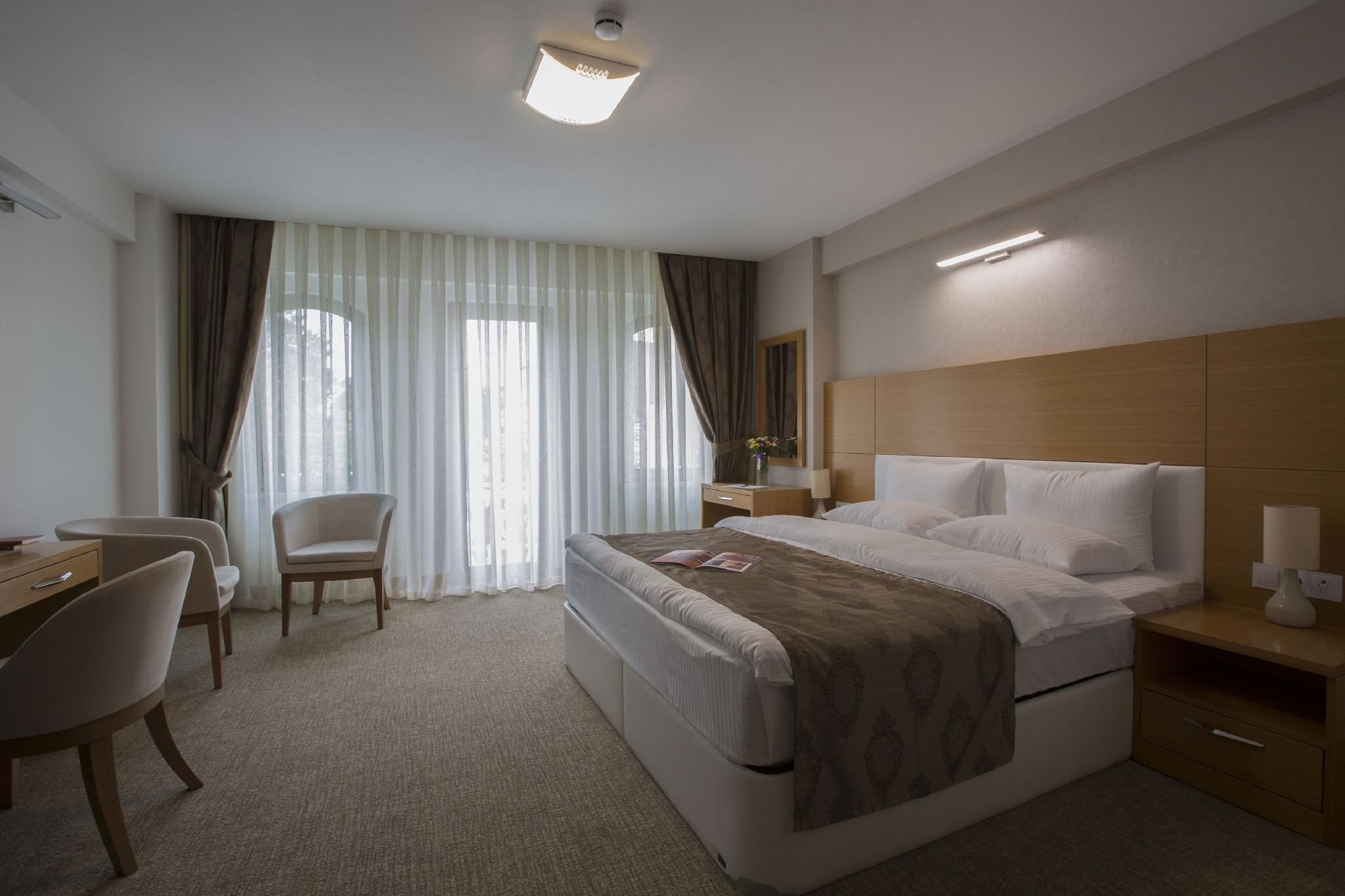 Executive Suite with Balcony