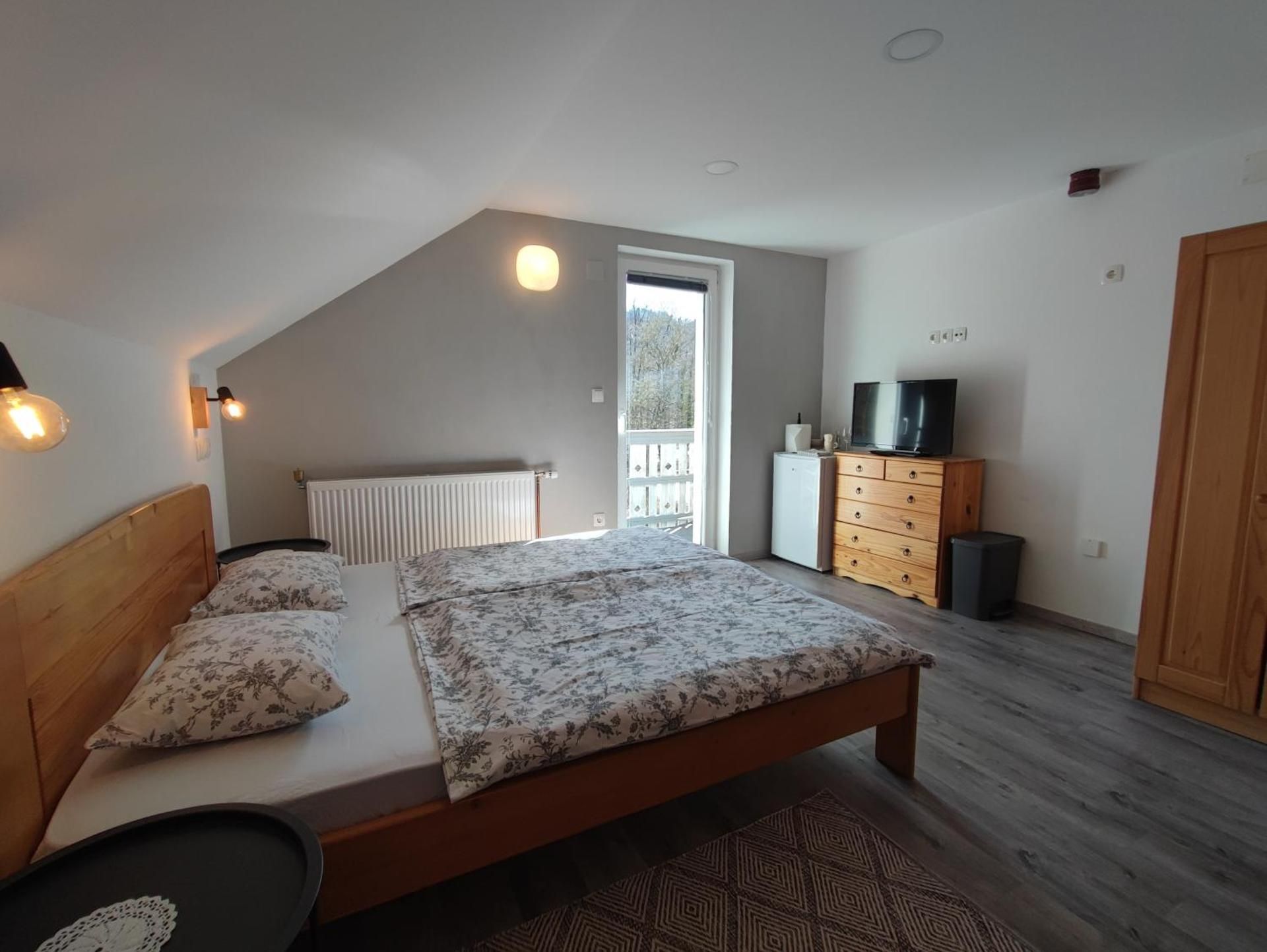 Lake House Sebanc Double Room with Lake View