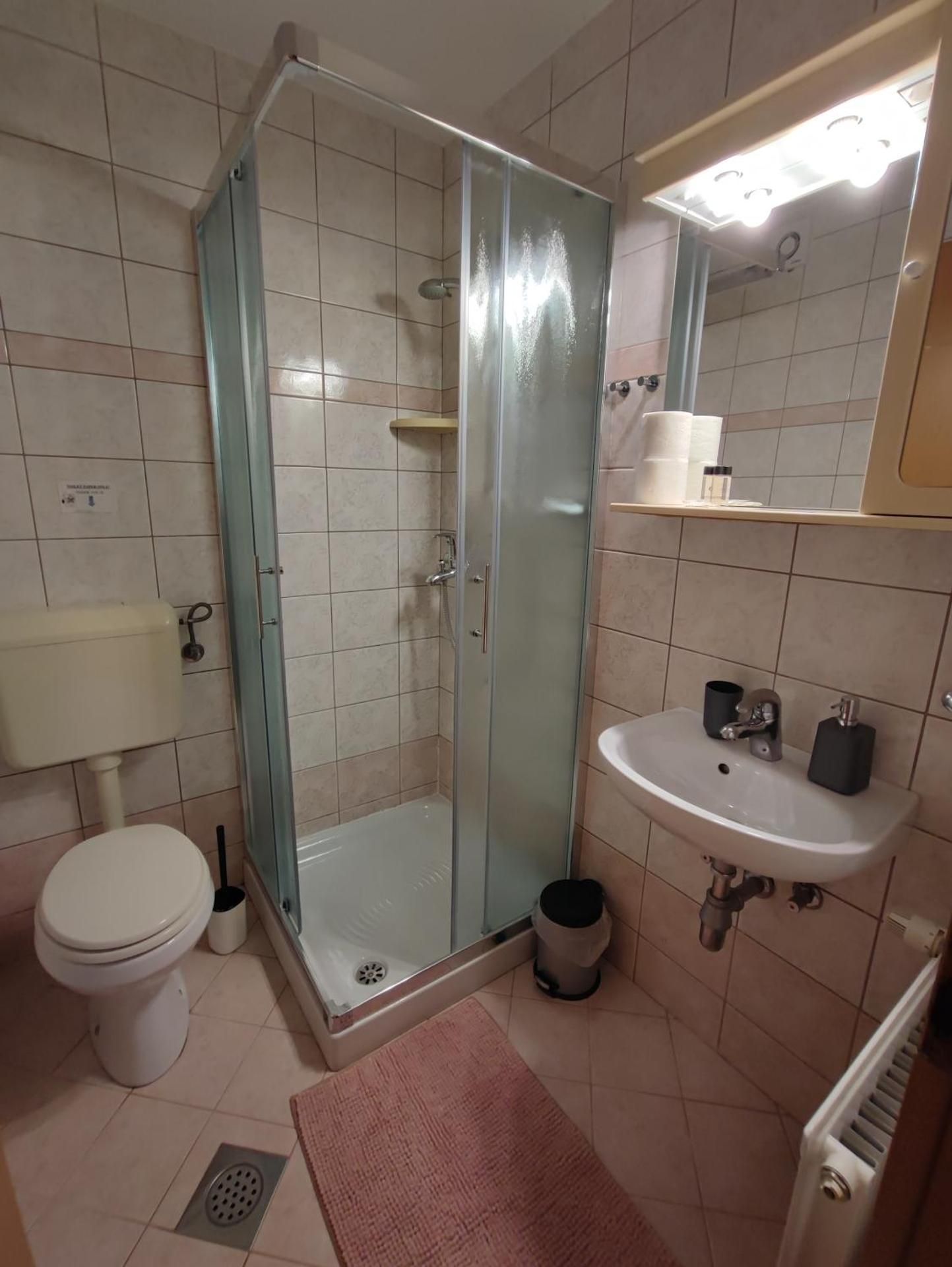 Double Room with Balcony and Garden View