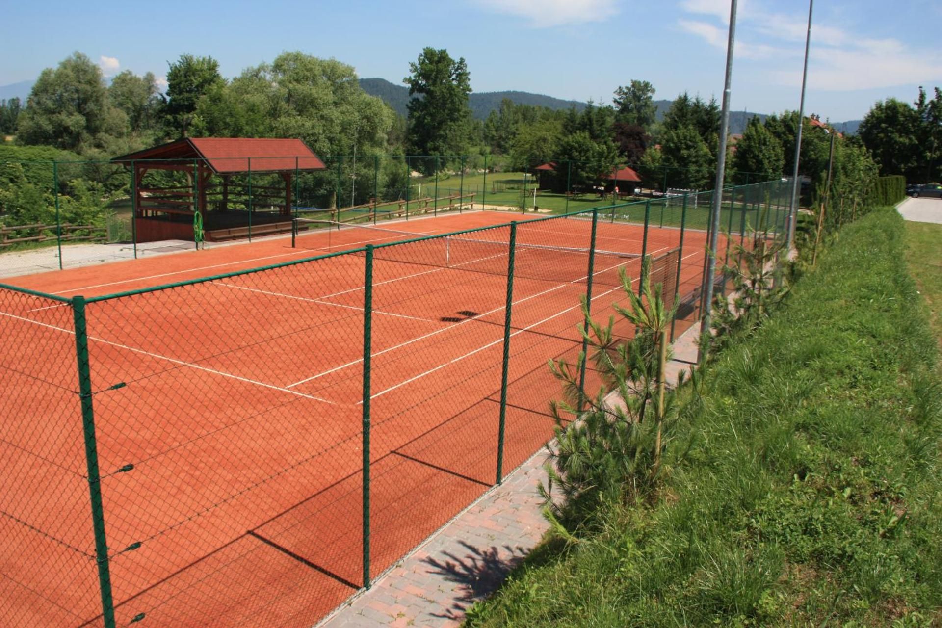 Tennis court