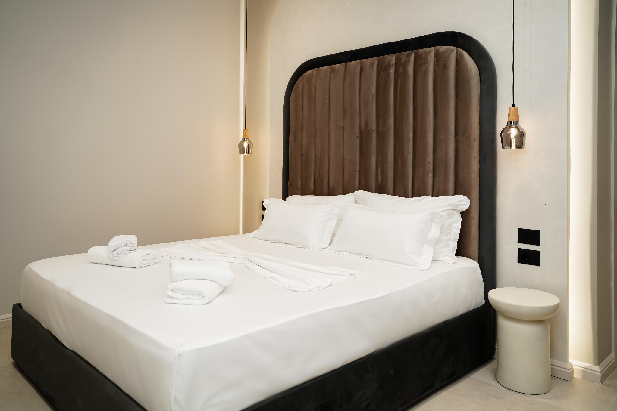 Diamar Suites Deluxe Triple Room