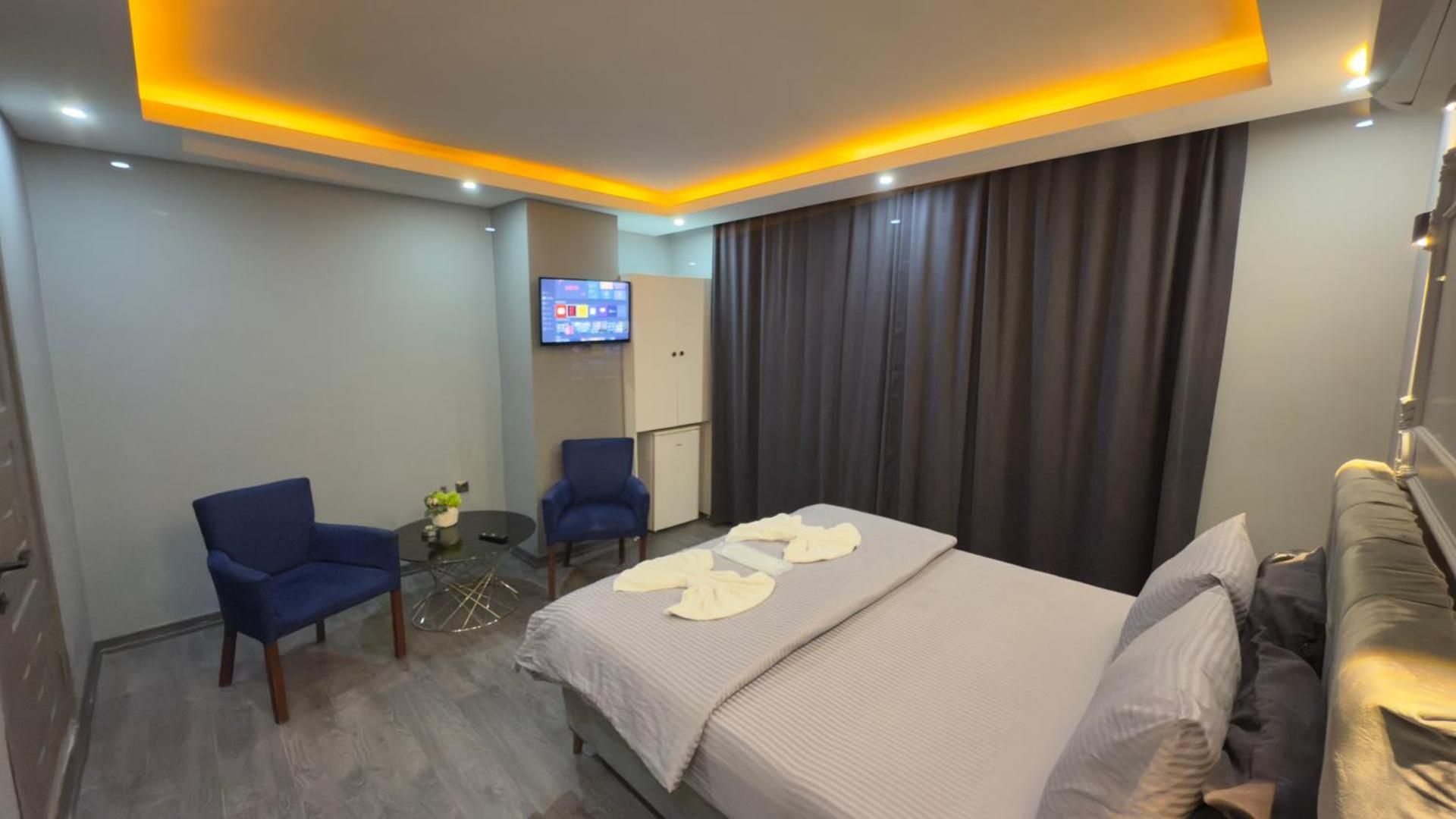 Cevas Suite Hotel Single Room with Private Bathroom
