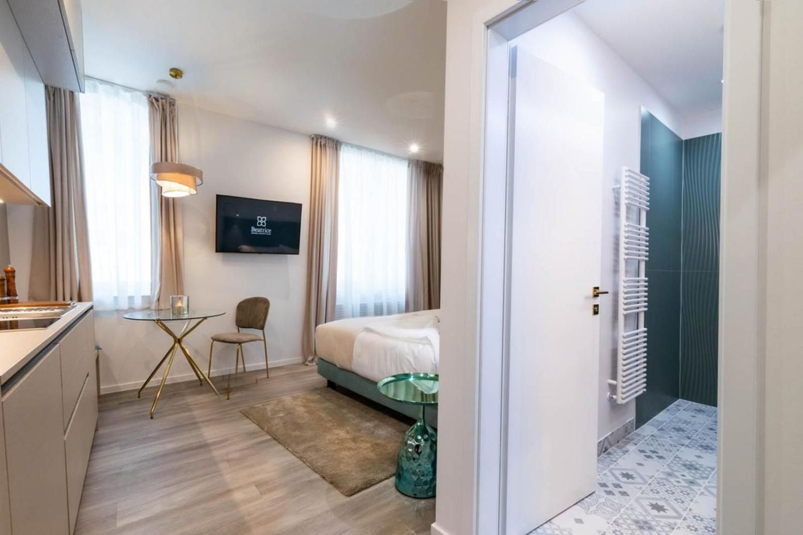 Cube - Superior Studio (First Floor)