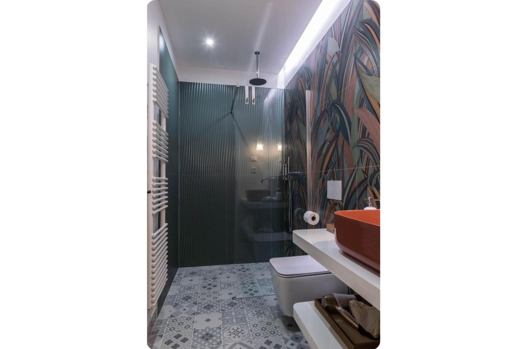 Cube - Superior Studio (First Floor)