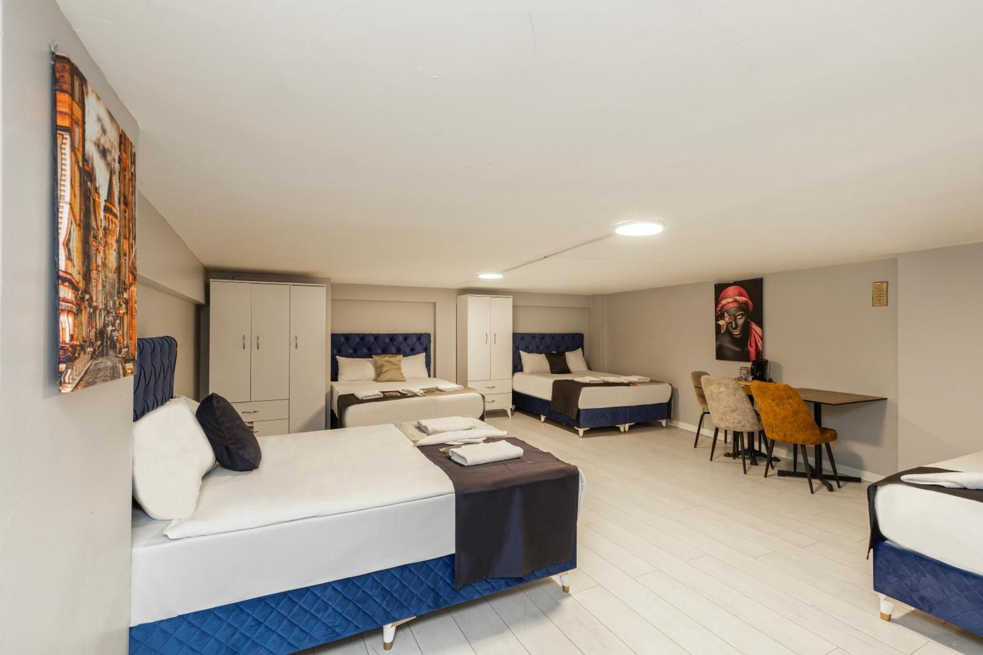 undefined Sirkeci Family Hotel 4