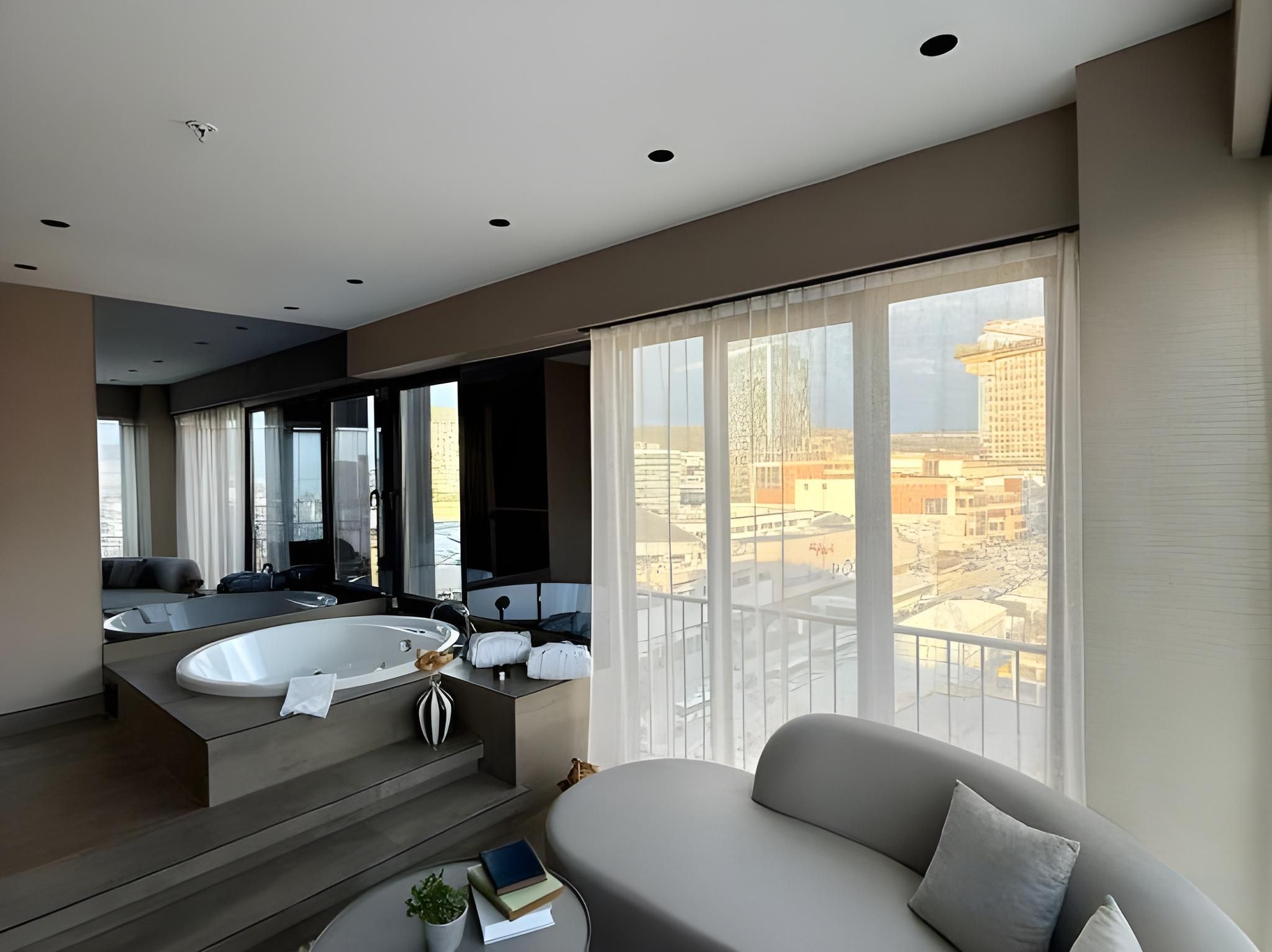 Jacuzzi Suite Sea view