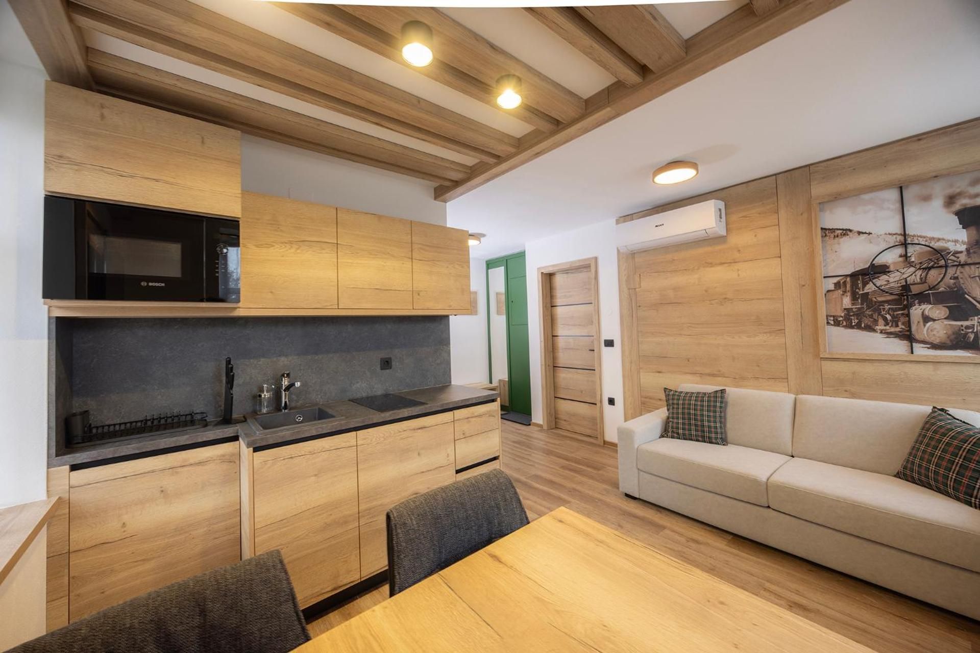 One-Bedroom Apartment