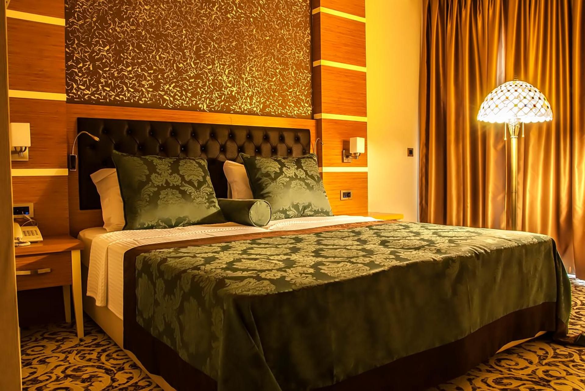 Malahit Exclusive City Hotel Standard Double or Twin Room