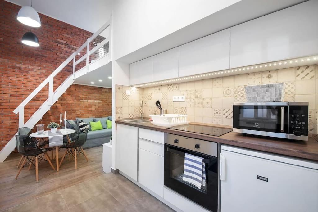 Amazing Kazinczy Flat No. 1 Budapest