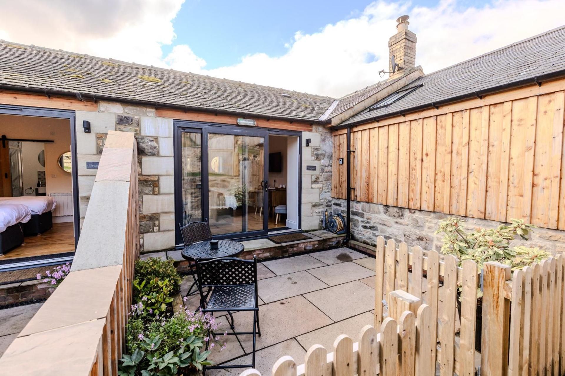 The Star Inn - Harbottle - Near Rothbury - Northumberland Double or Twin Room with Garden View 9