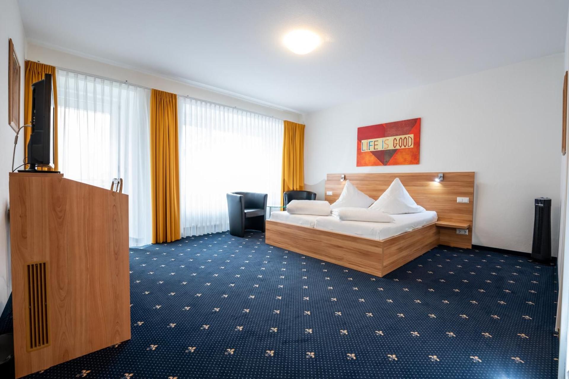 Hotel Capri Family Room