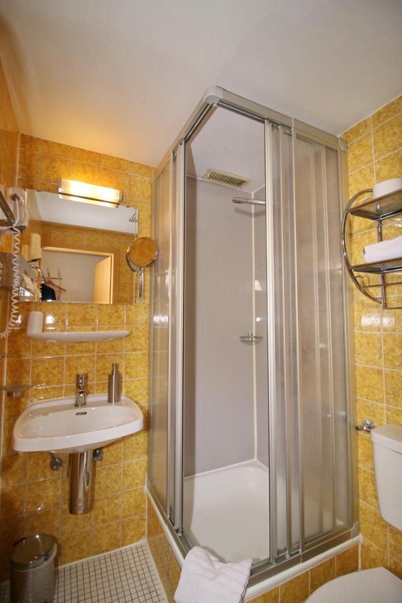Single Room with Shower