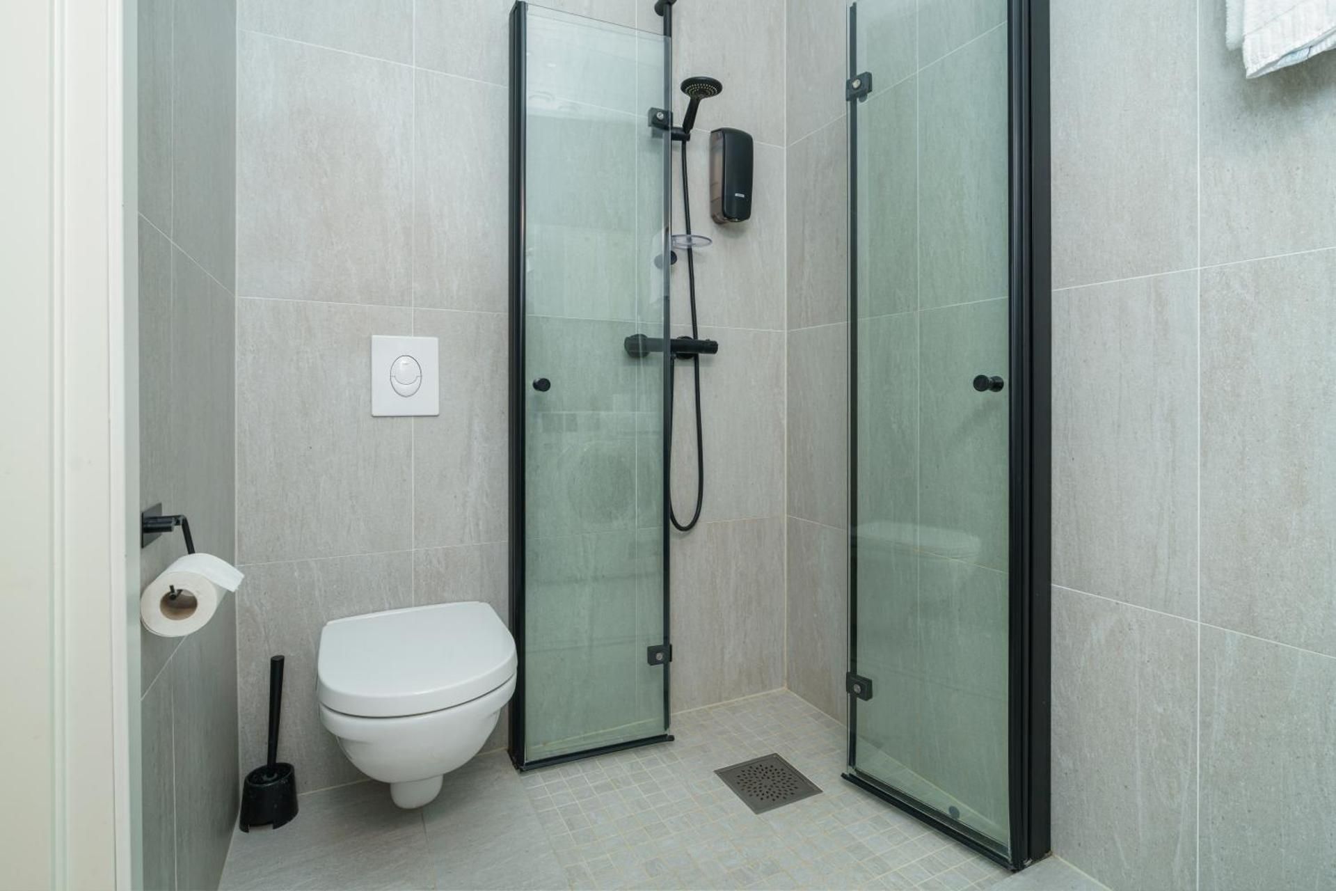 Studio Apartment with Balcony