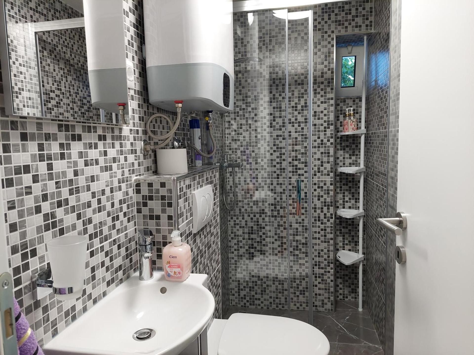 Sandra Double Room with Sea View 3