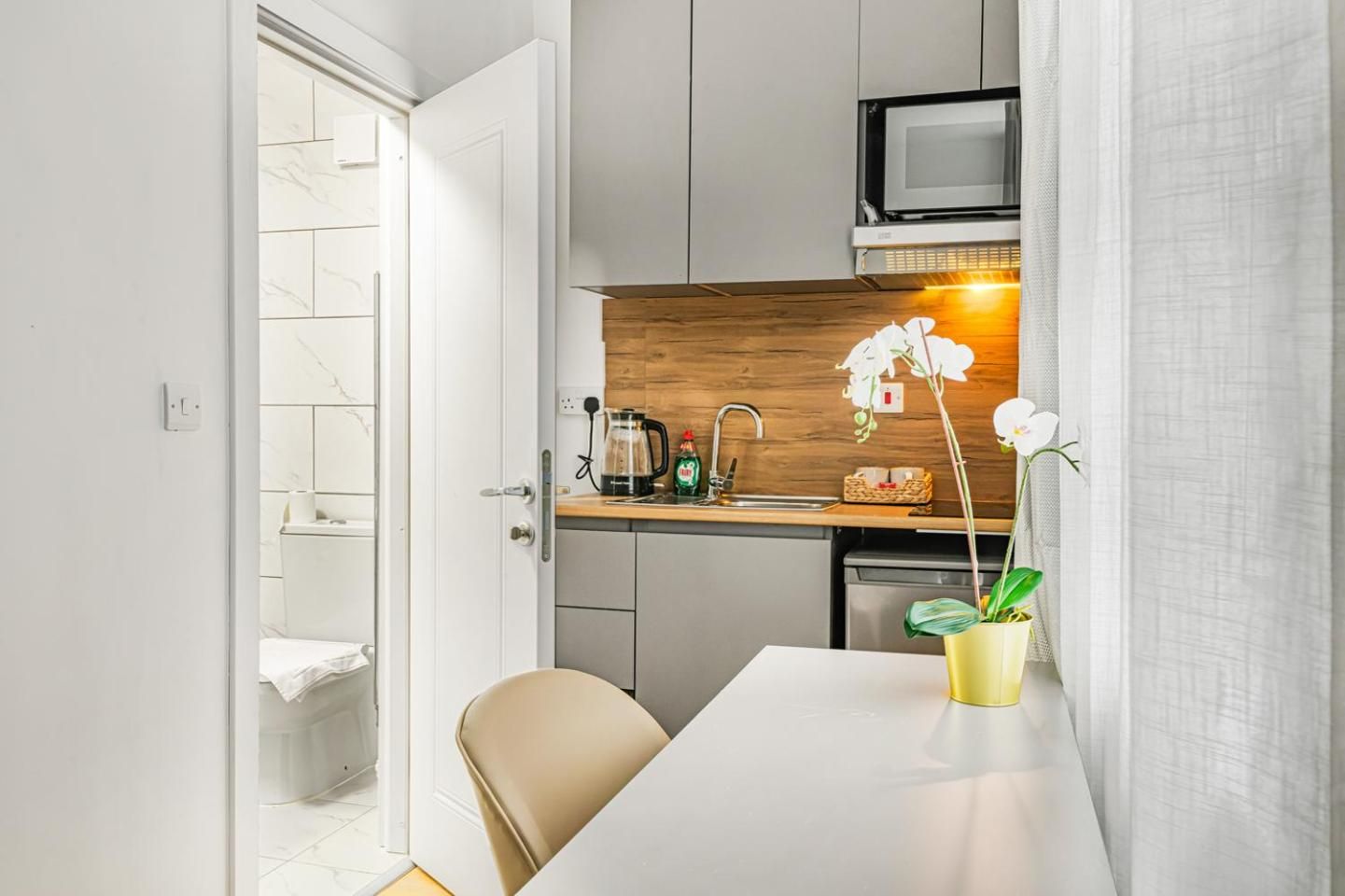 Nottingham Forest The City Ground Studio Apartments King Studio 103