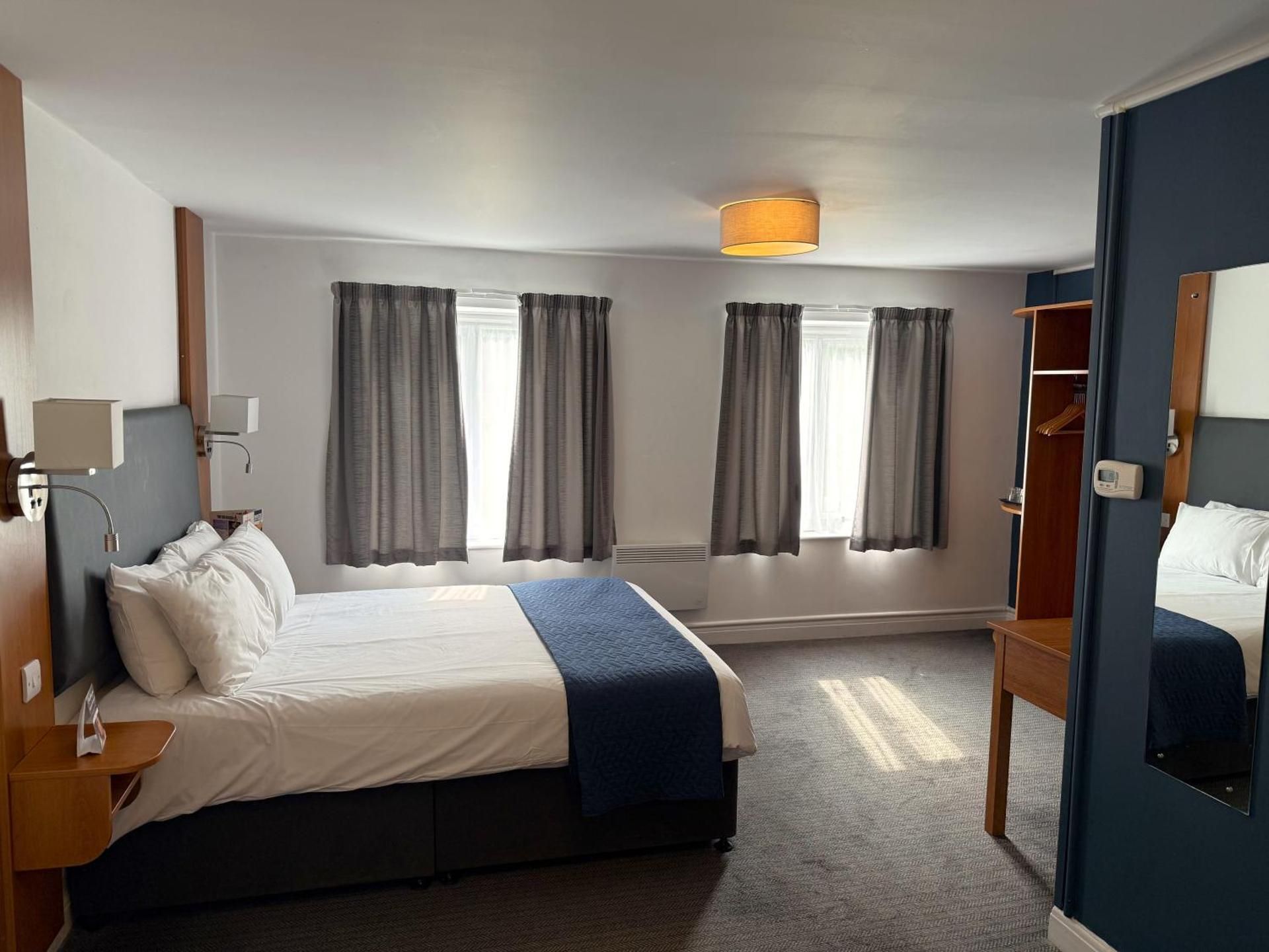 The Bowman by Greene King Inns Family Room