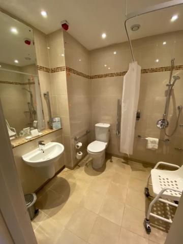 Macdonald Linden Hall Hotel, Golf & Spa Double Room - Disability Access 2