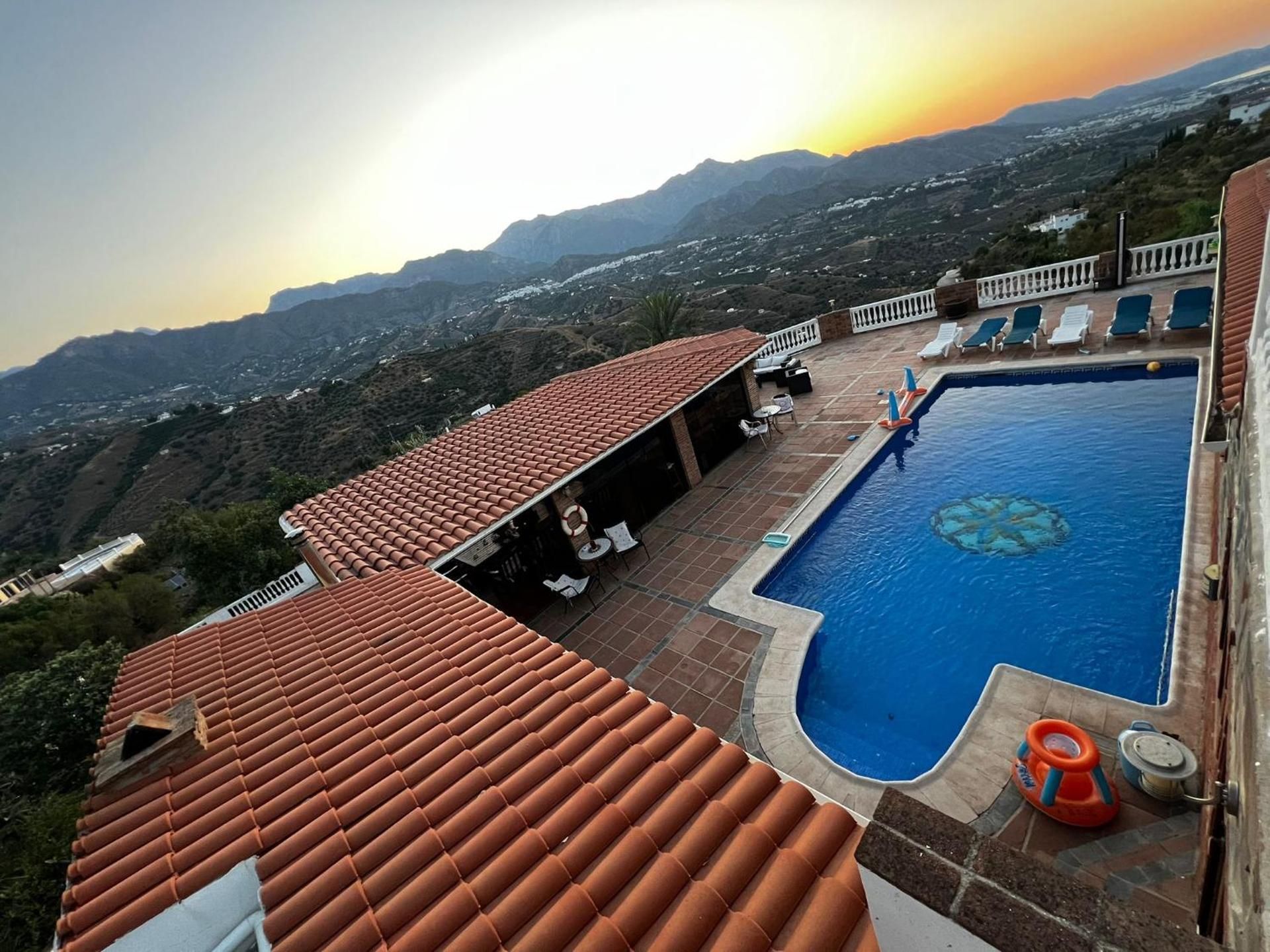 Natura Escapade Guesthouse