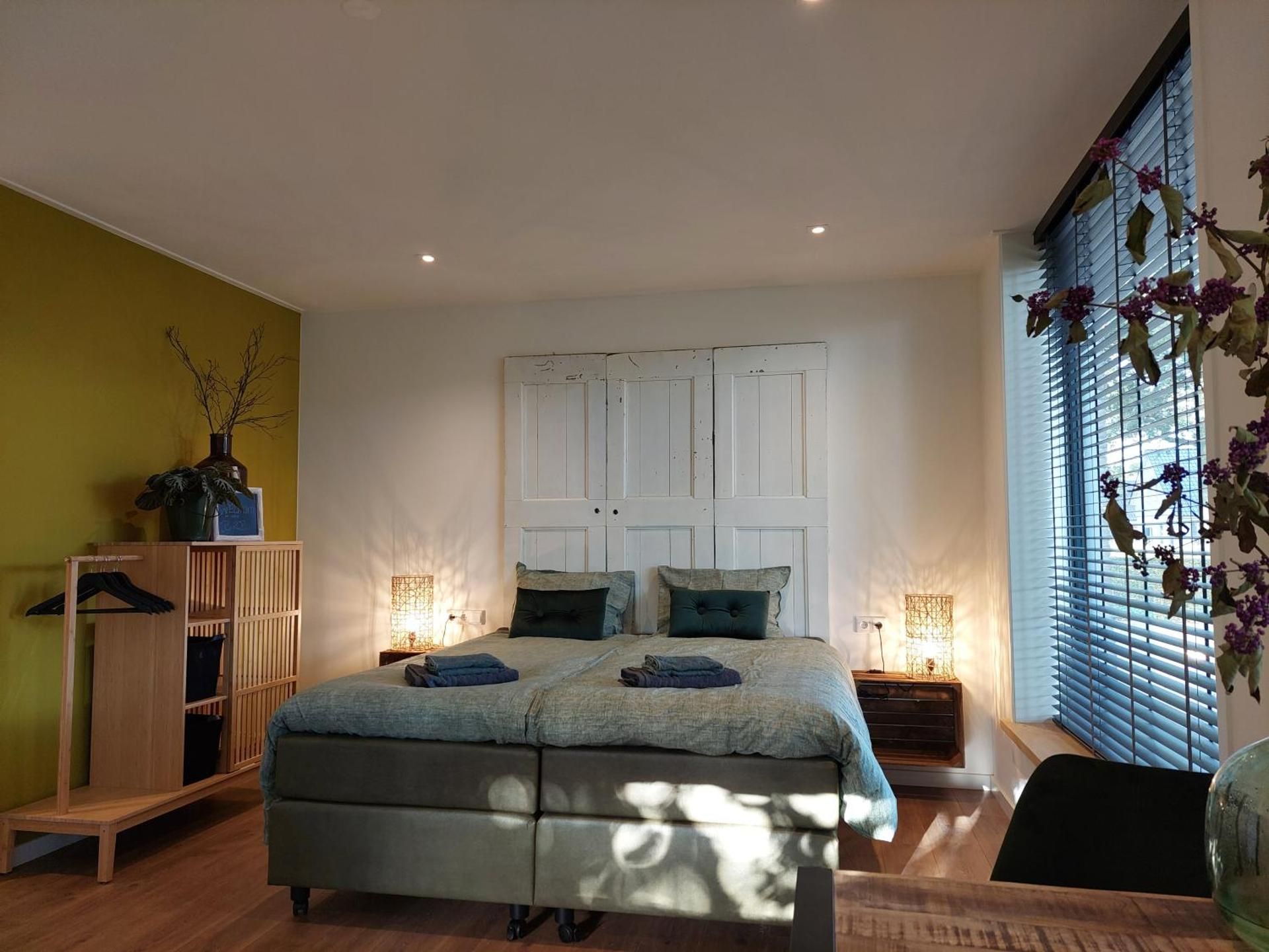 Smaakvol Slochteren Double Room with Private Bathroom 9